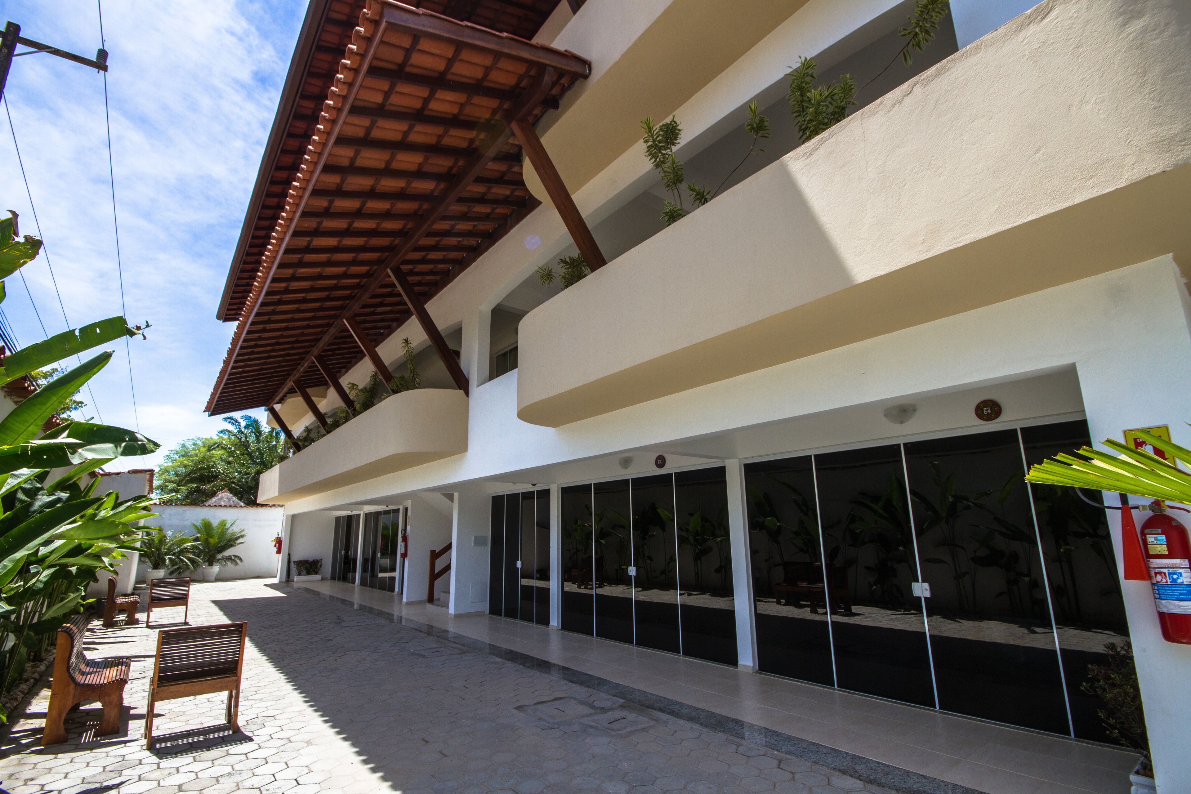 Flat Cook - facing the road | Terrace/patio