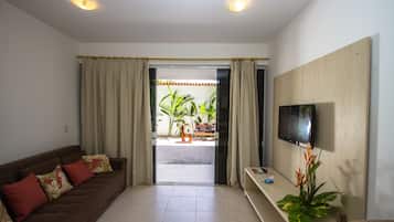 Flat Cook - facing the road | Living area