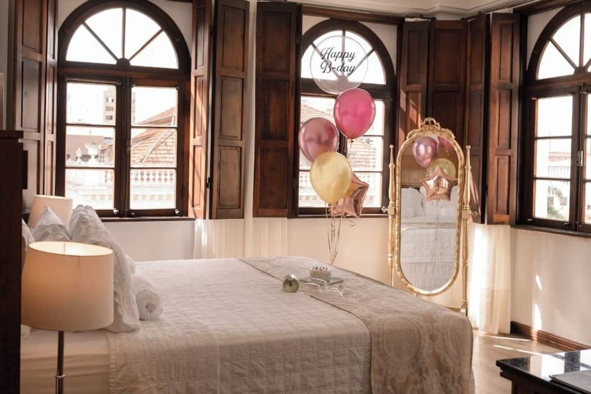 Suite superior | Minibar, caixa forta a l'habitació i decoració individual