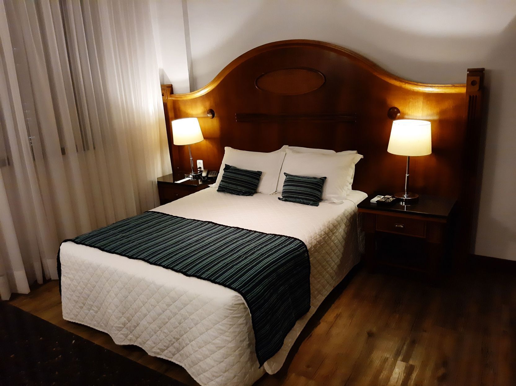 Minibar, in-room safe, individually decorated, individually furnished