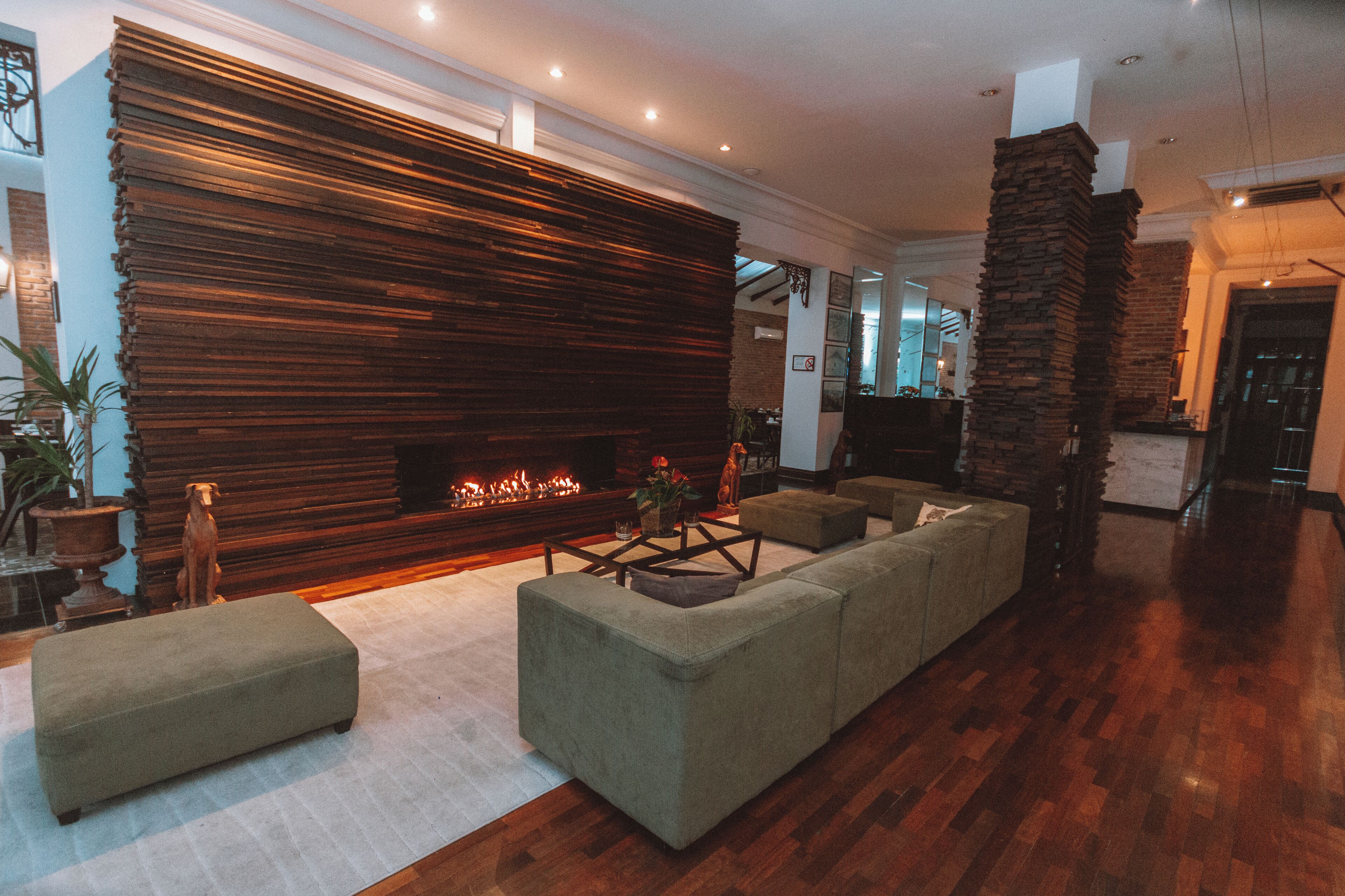 32-inch lcd tv with cable channels, tv