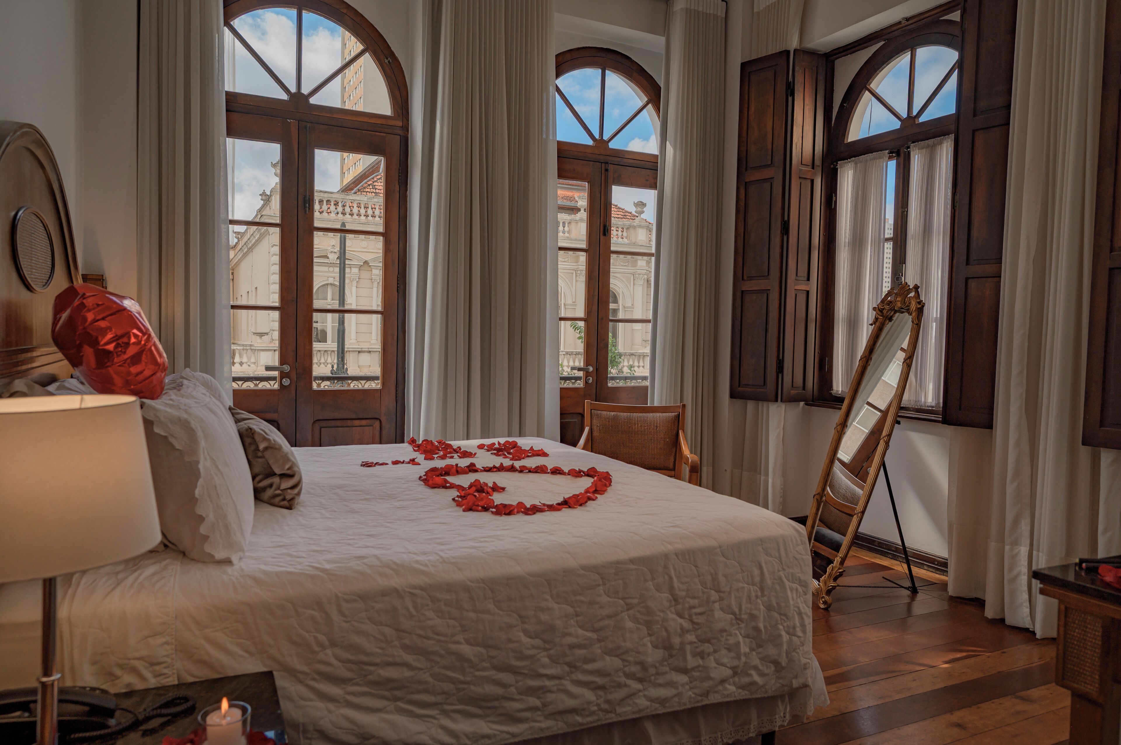 superior suite 111 | minibar, in-room safe, individually decorated, individually furnished