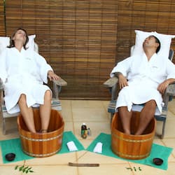 Couples treatment rooms, body treatments, hot stone massages, facials