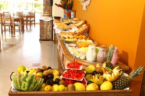 Tägliches inbegriffenes Frühstücksbuffet