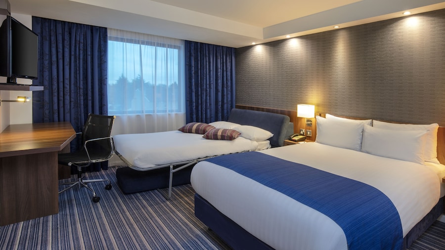 Holiday Inn Express London Heathrow T5 by IHG