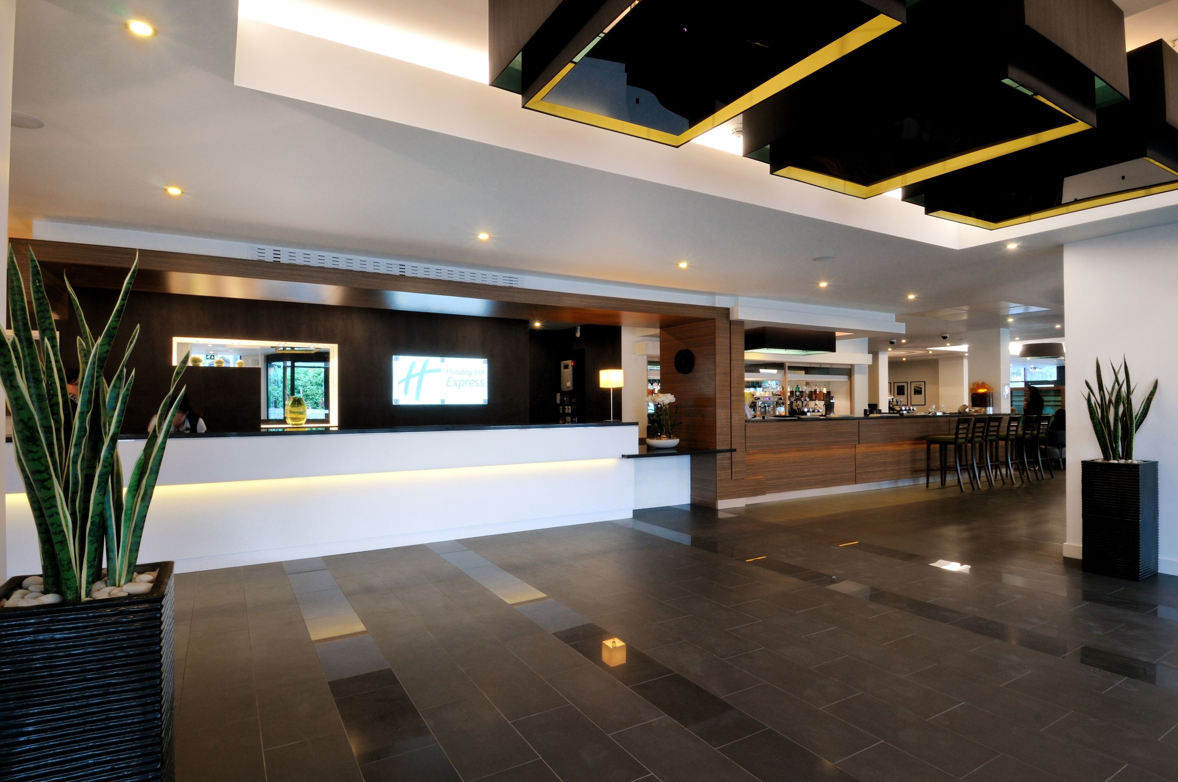 Foto - Holiday Inn Express London Heathrow T5 by IHG