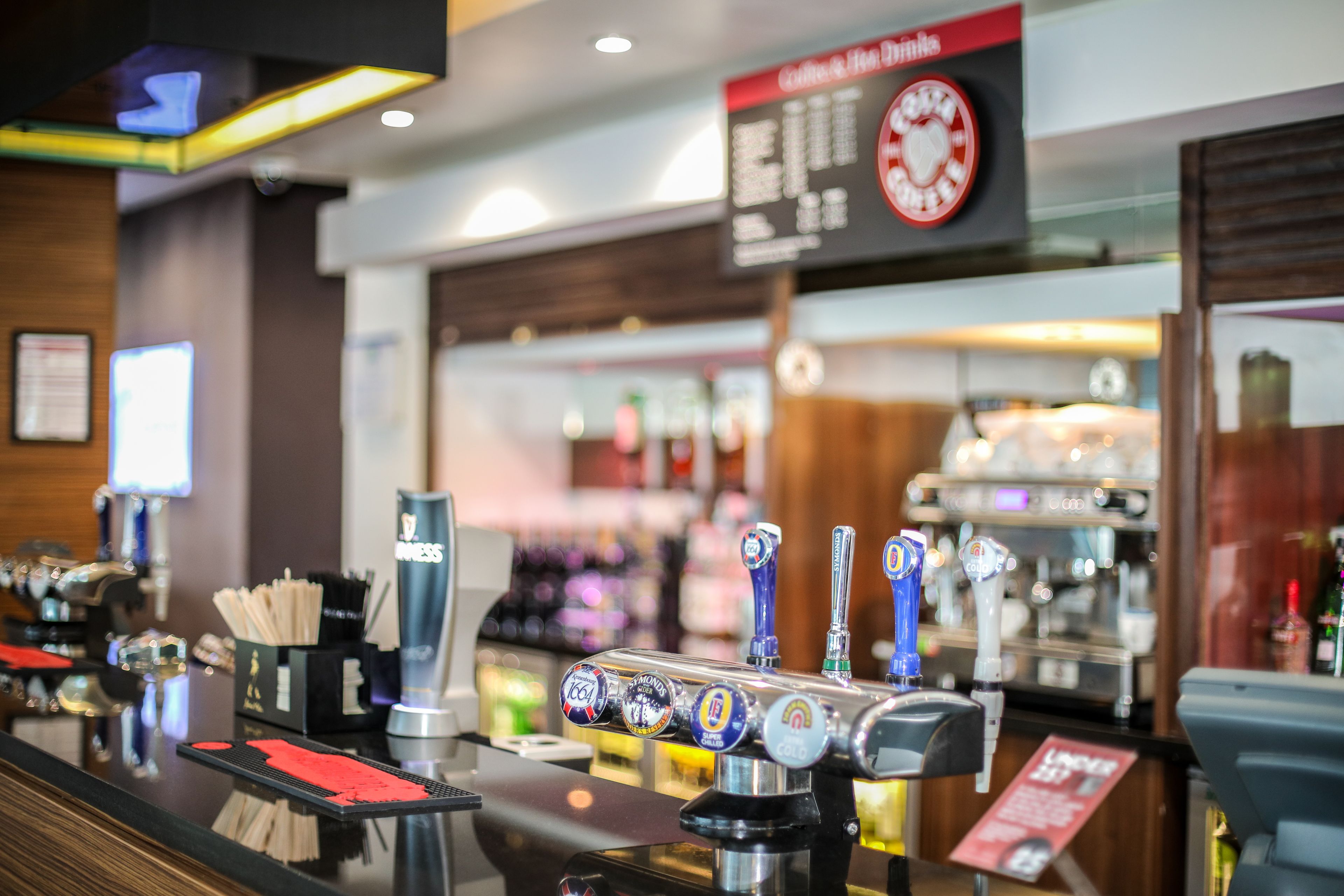 Foto - Holiday Inn Express London Heathrow T5, An Ihg