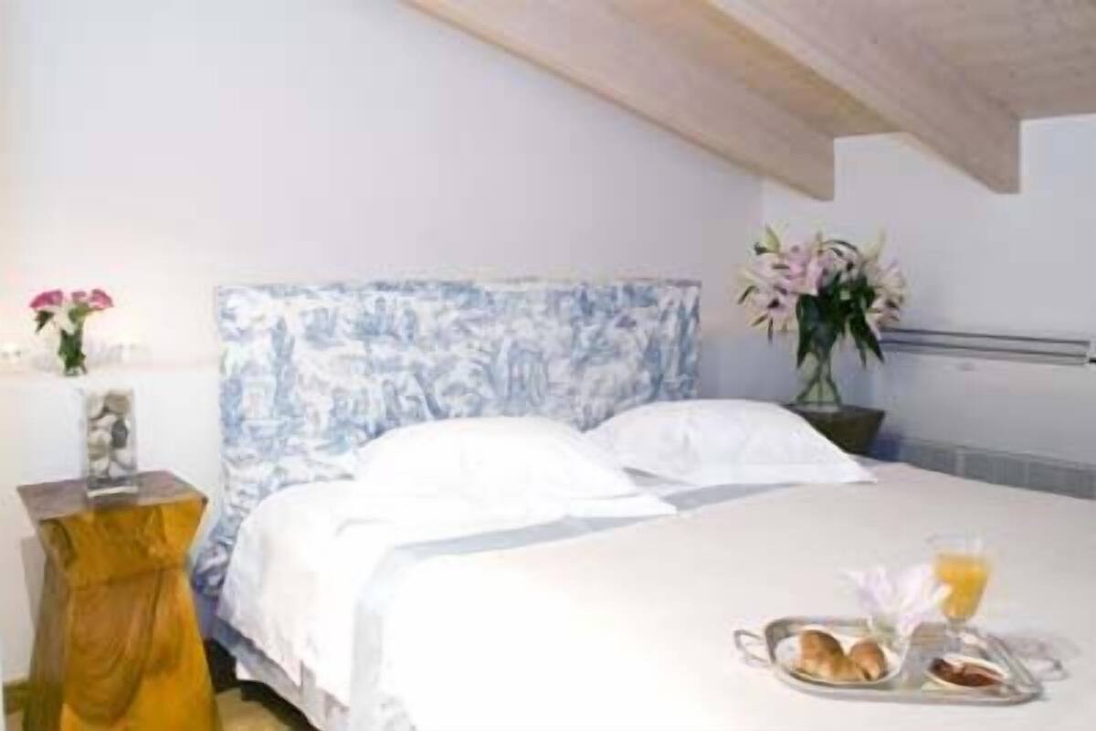 Loft, 2 Bedrooms | Down comforters, minibar, in-room safe, desk