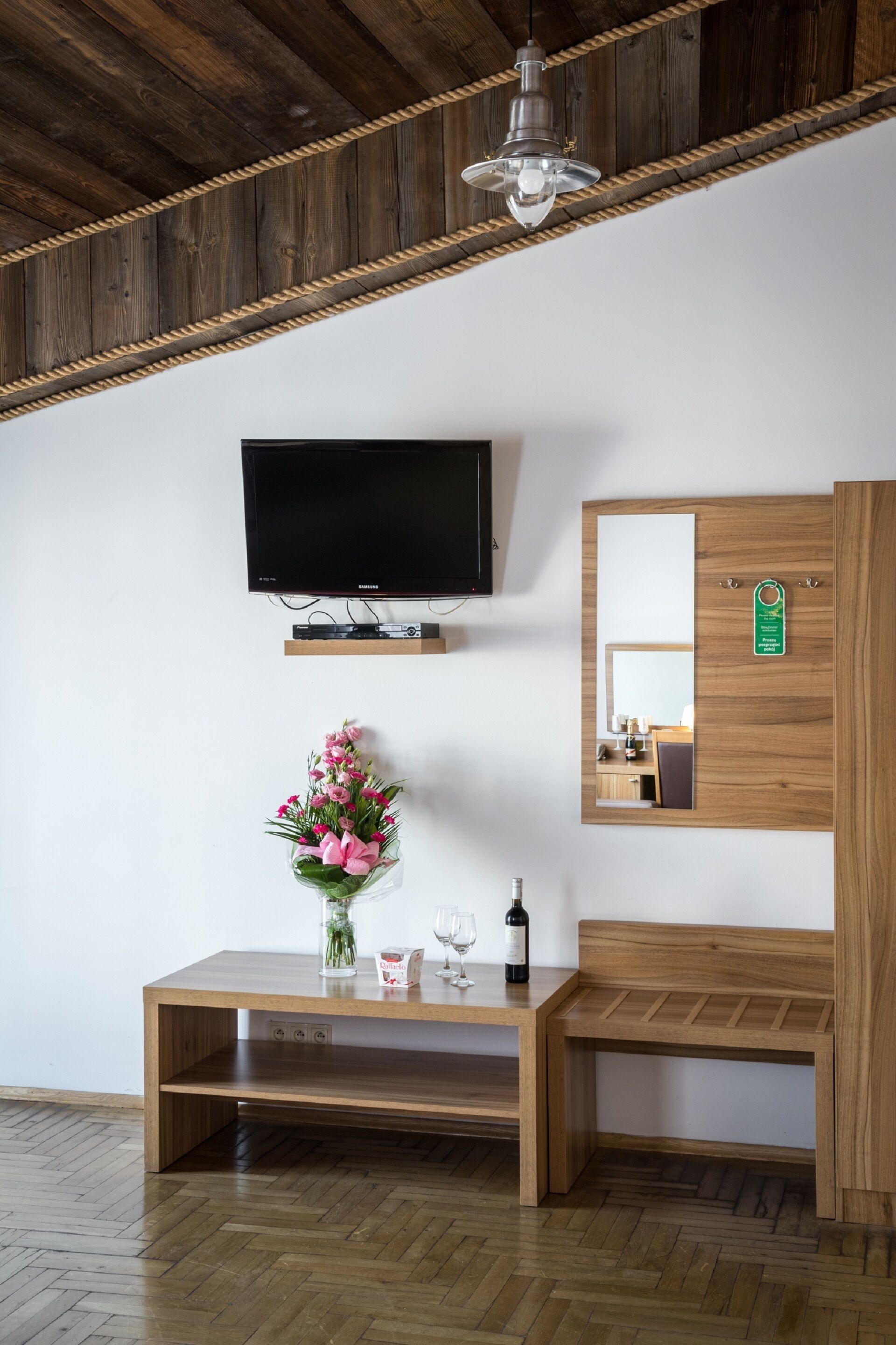 comfort apartment | pillow-top beds, in-room safe, desk, blackout curtains