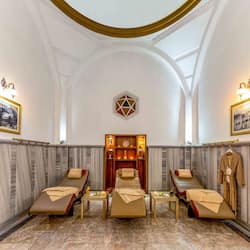Turkish bath/hammam, body treatments, hydrotherapy, aromatherapy
