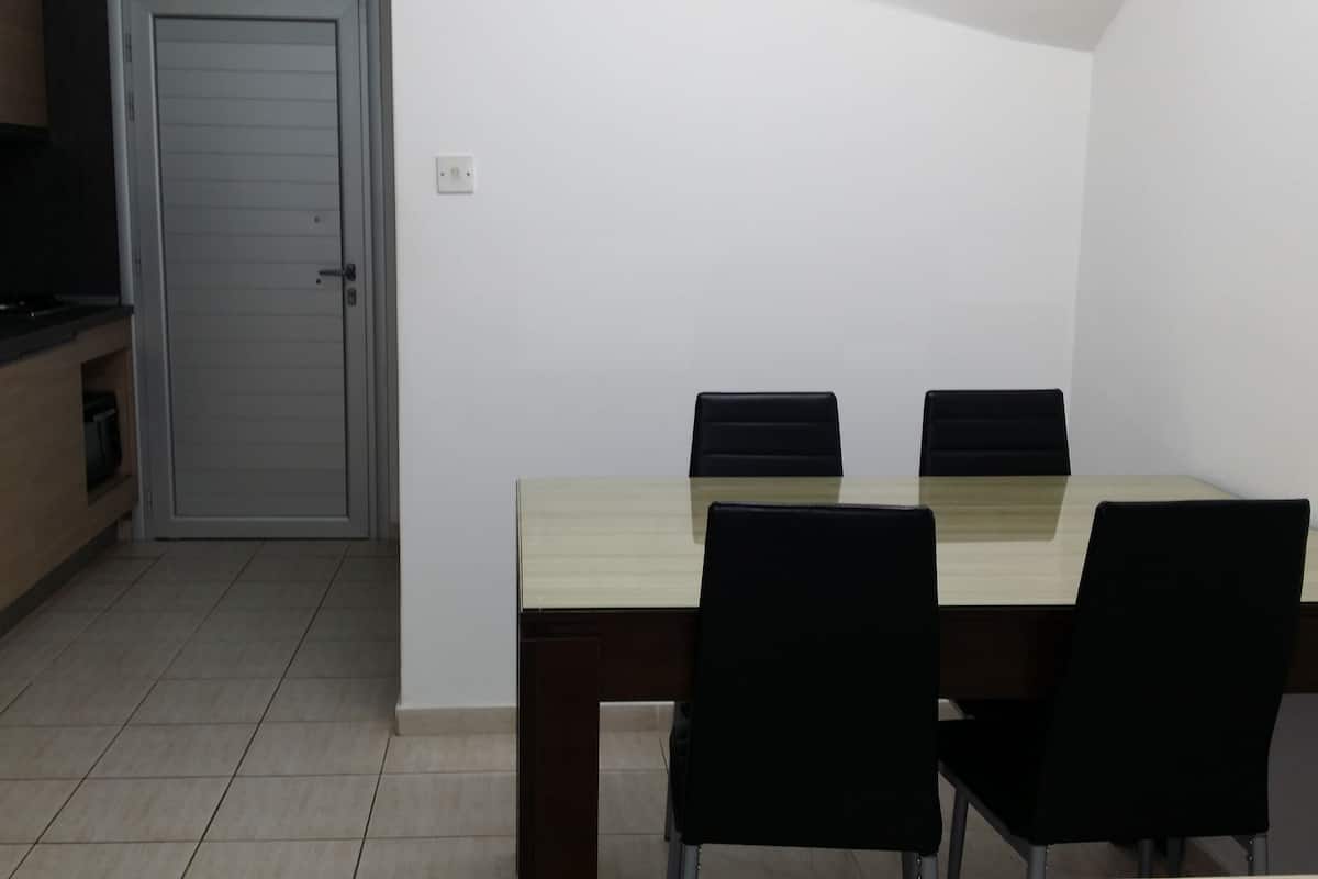Duplex | In-room dining