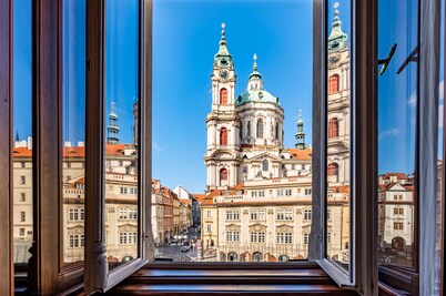 Malostranska Residence