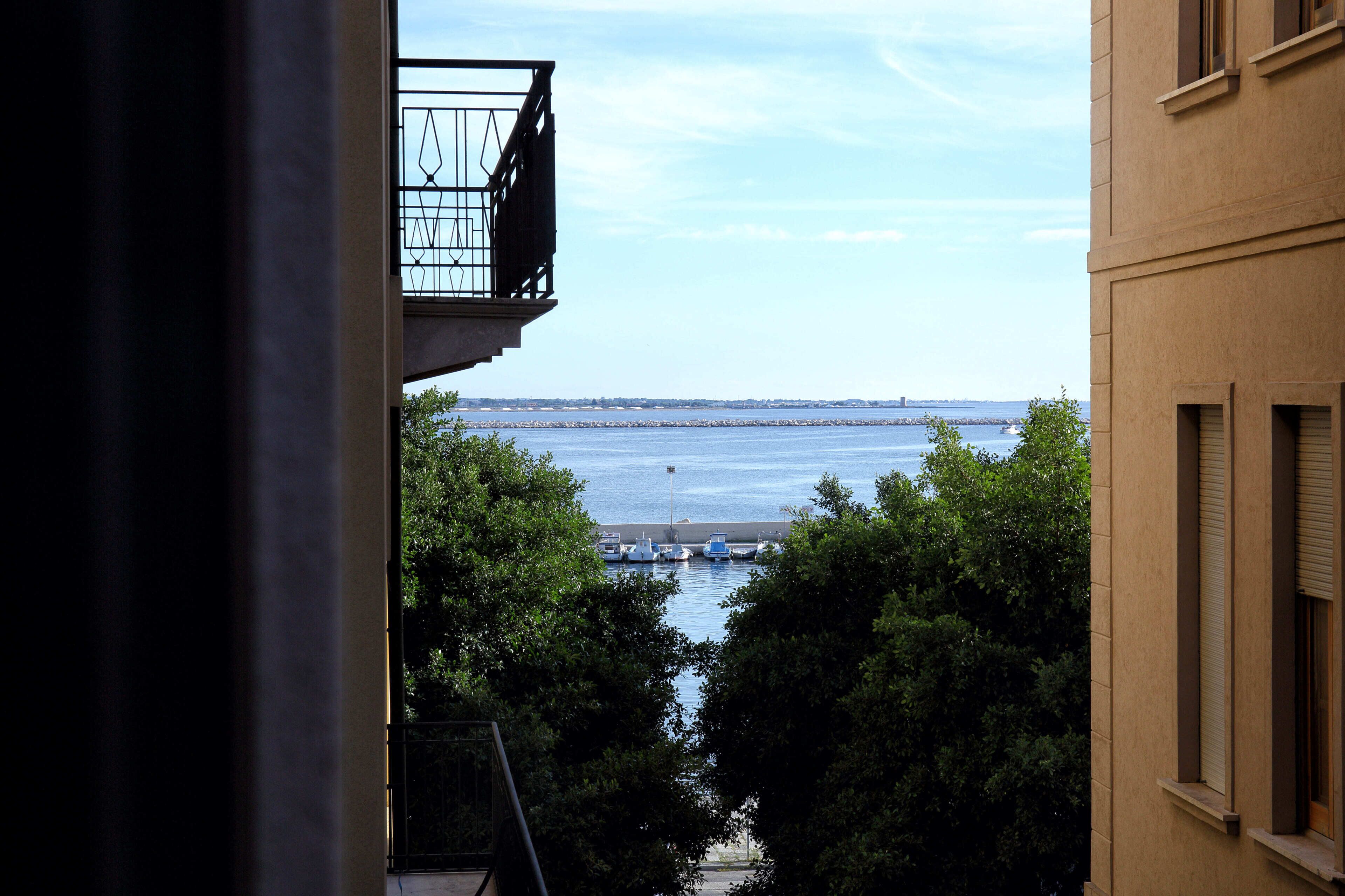 Exclusive-Suite, Balkon, eingeschränkter Meerblick | Ausblick vom Zimmer