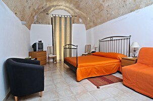 Minibar, cortinas blackout, sistema de insonorización y cunas gratuitas 