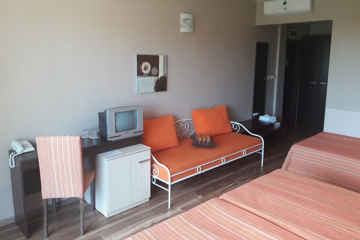 Standard Triple Room | Room amenity