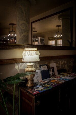 Reception - Hotel Tarnava (Veliko Tarnovo)