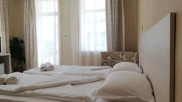 Individuelt dekorert, individuelt innredet og skrivebord