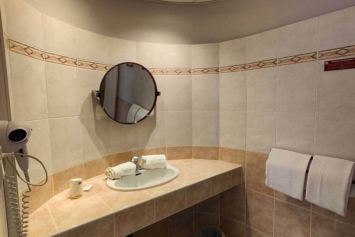 classic double or twin room | bathroom | hair dryer, towels