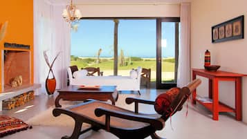 Exclusive Room, Sea View | Egyptian cotton sheets, premium bedding, down comforters, minibar