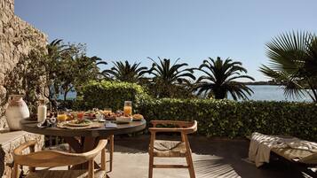 Executive Beachfront View Suite | Vista dalla camera
