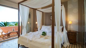 Three-Bedroom Beachfront View Suite | 1 개의 침실, 미니바, 객실 내 금고, 방음 설비