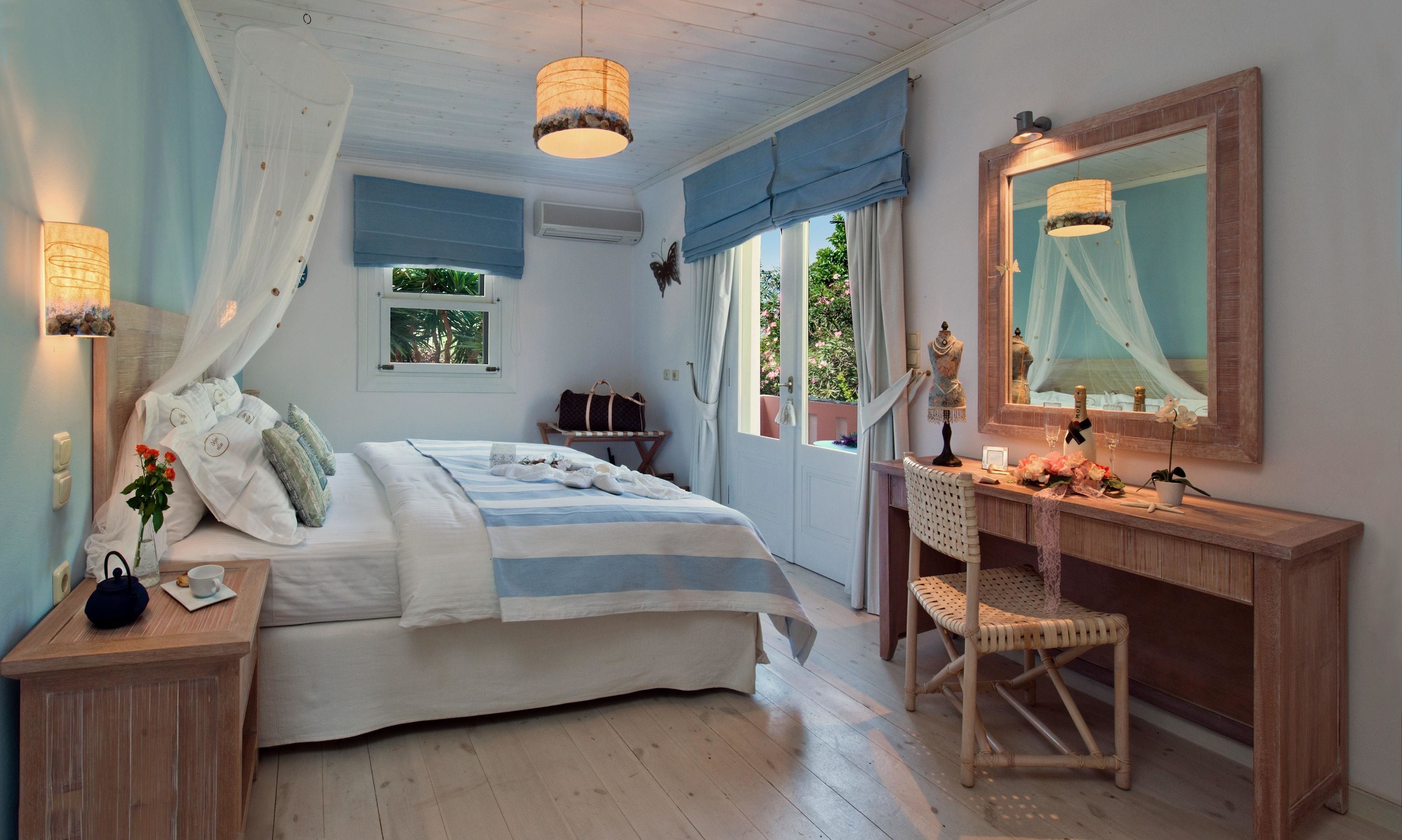 Deluxe Beachfront View Suite | 1 bedroom, minibar, in-room safe, soundproofing