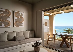 Superior Two-Bedroom Beachfront View Suite | 1 bedroom, minibar, in-room safe, soundproofing - Calypso Villas Zakynthos (Zakynthos)