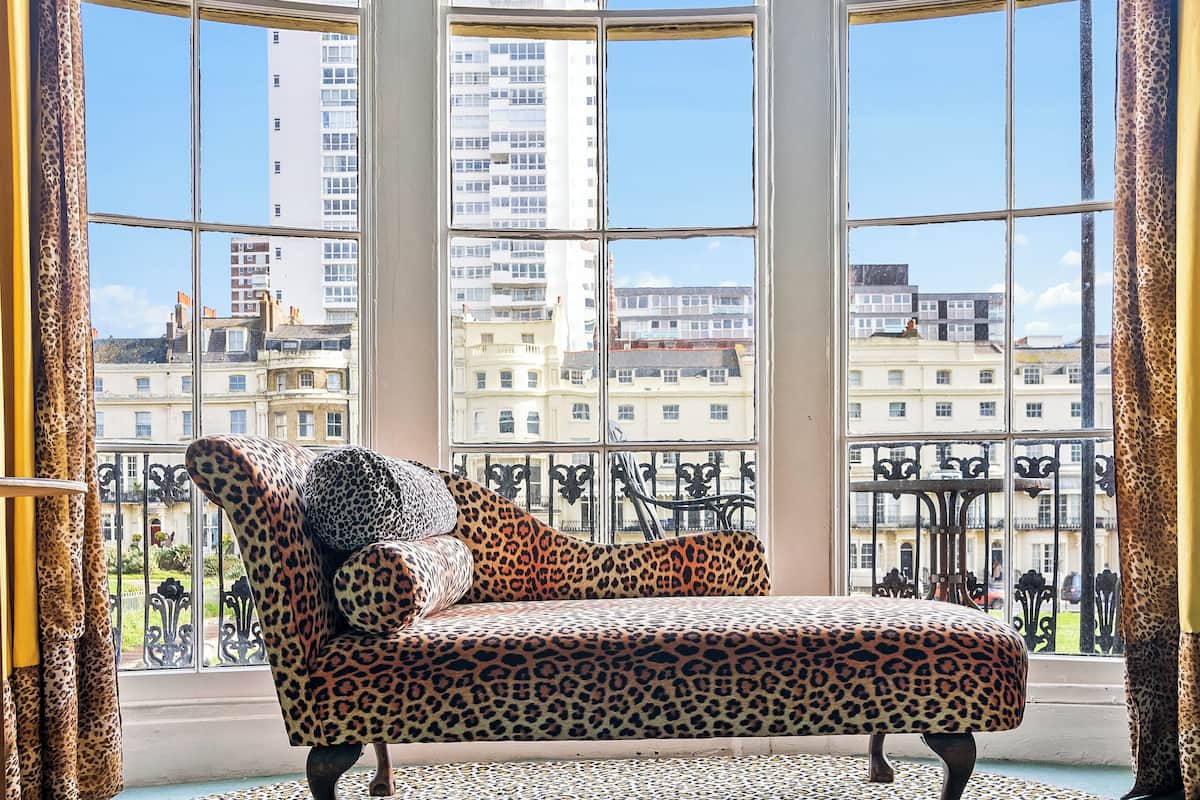 superior double room (bettie's boudoir- above the bar) | premium bedding, individually decorated, iron/ironing board