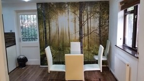 In-room dining - Healey Hotel (Batley)