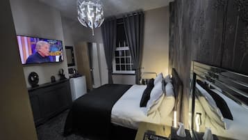 Chambre Double, salle de bains attenante