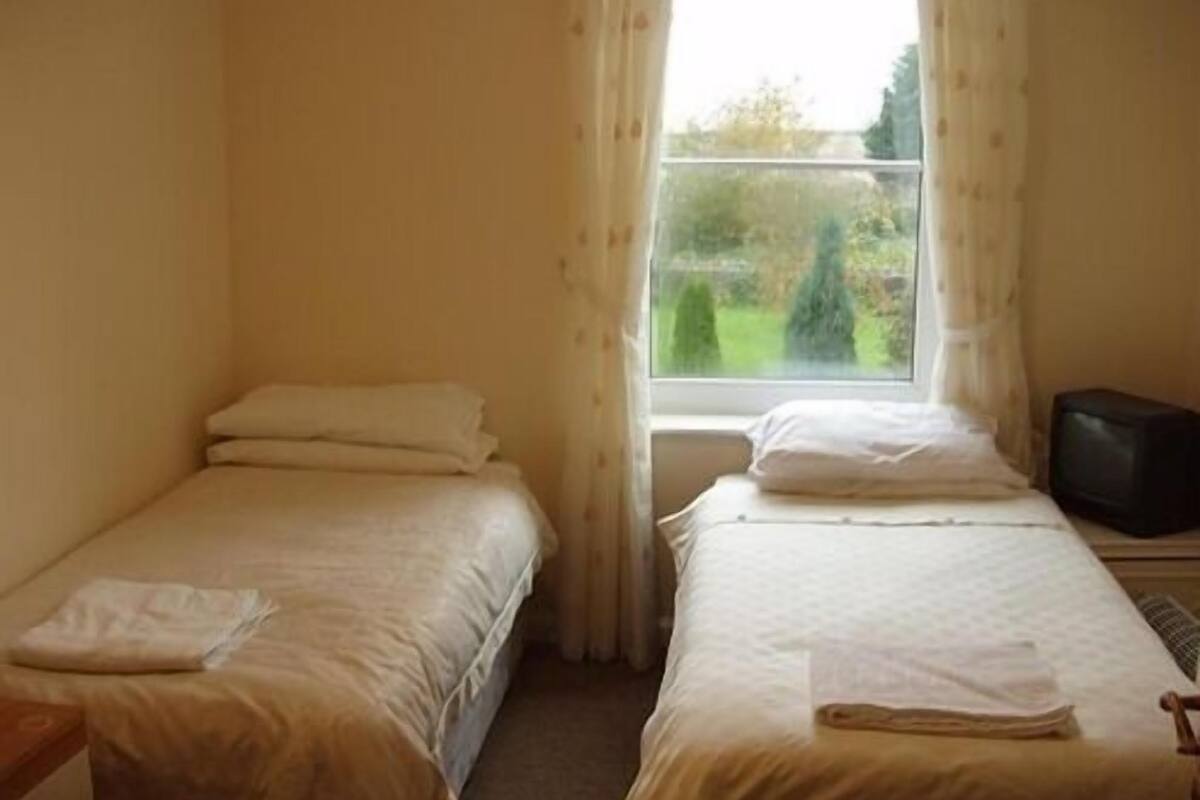 Bureau, fer et planche à repasser, Wi-Fi gratuit