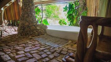 Fig tree | Deep soaking bathtub