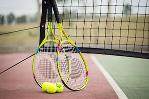 Tennis court - Pokolbin Village (Pokolbin)