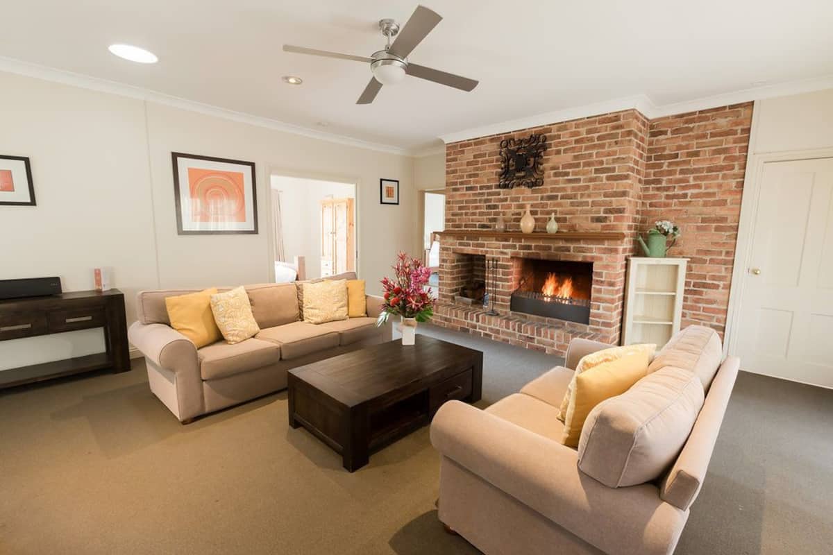 The Homestead | 1 bedroom, blackout drapes, iron/ironing board, bed sheets