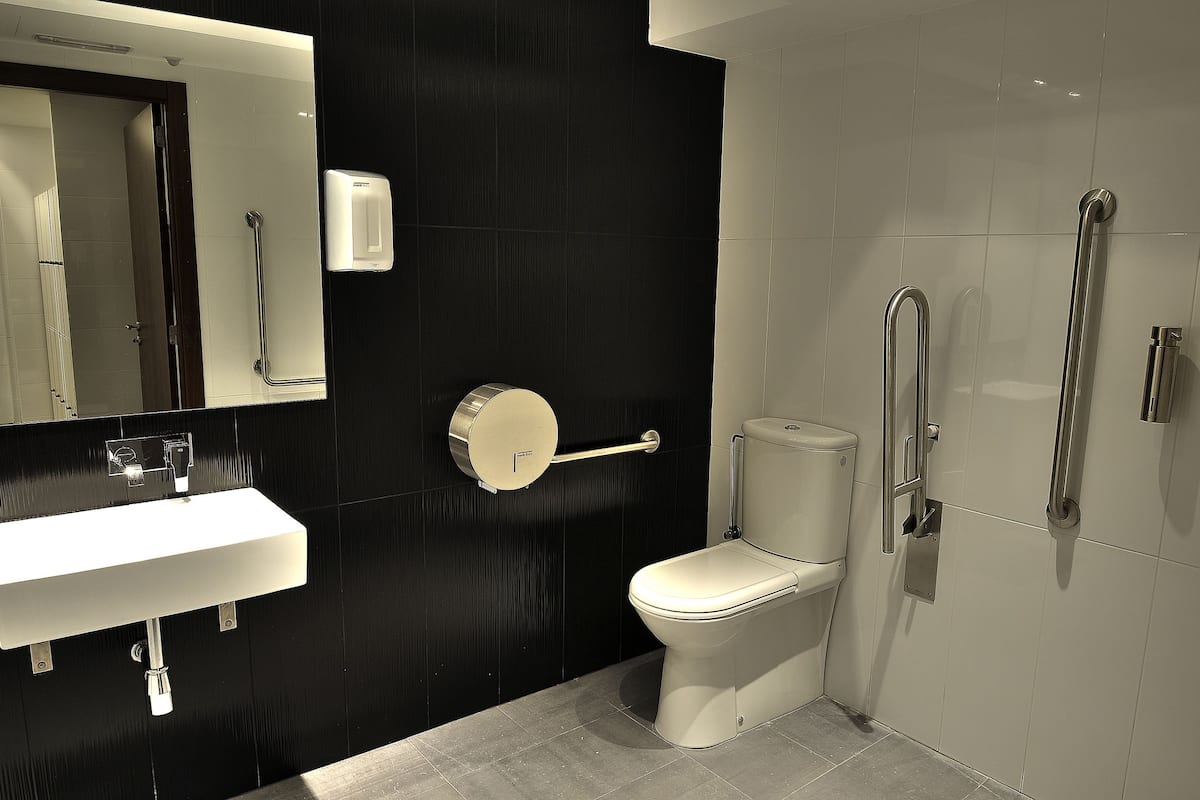 turkish bath/hammam, sports massages, massages