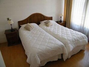 In-room safe, individually decorated, iron/ironing board, free WiFi