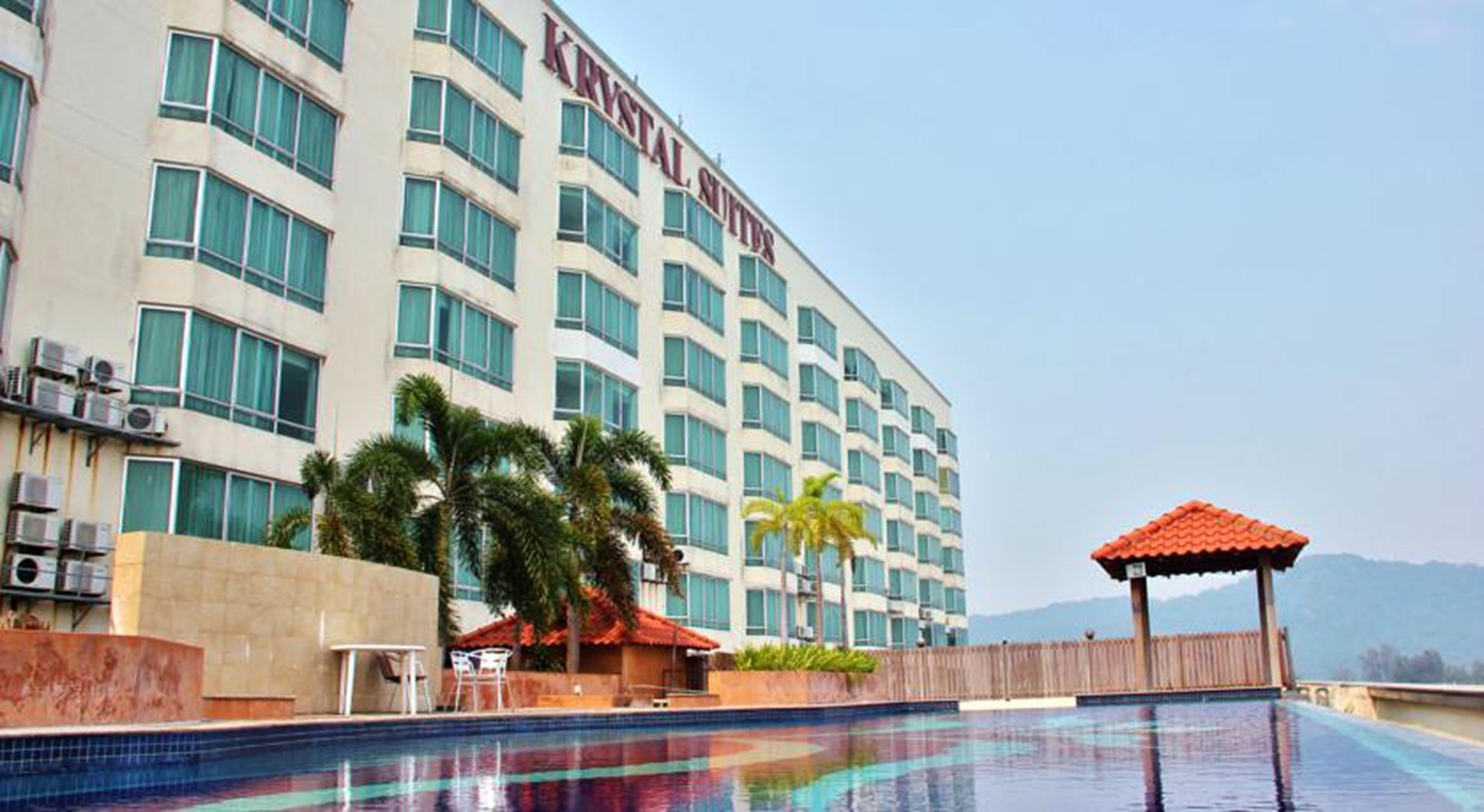 Pool. The Krystal Suites, Penang
