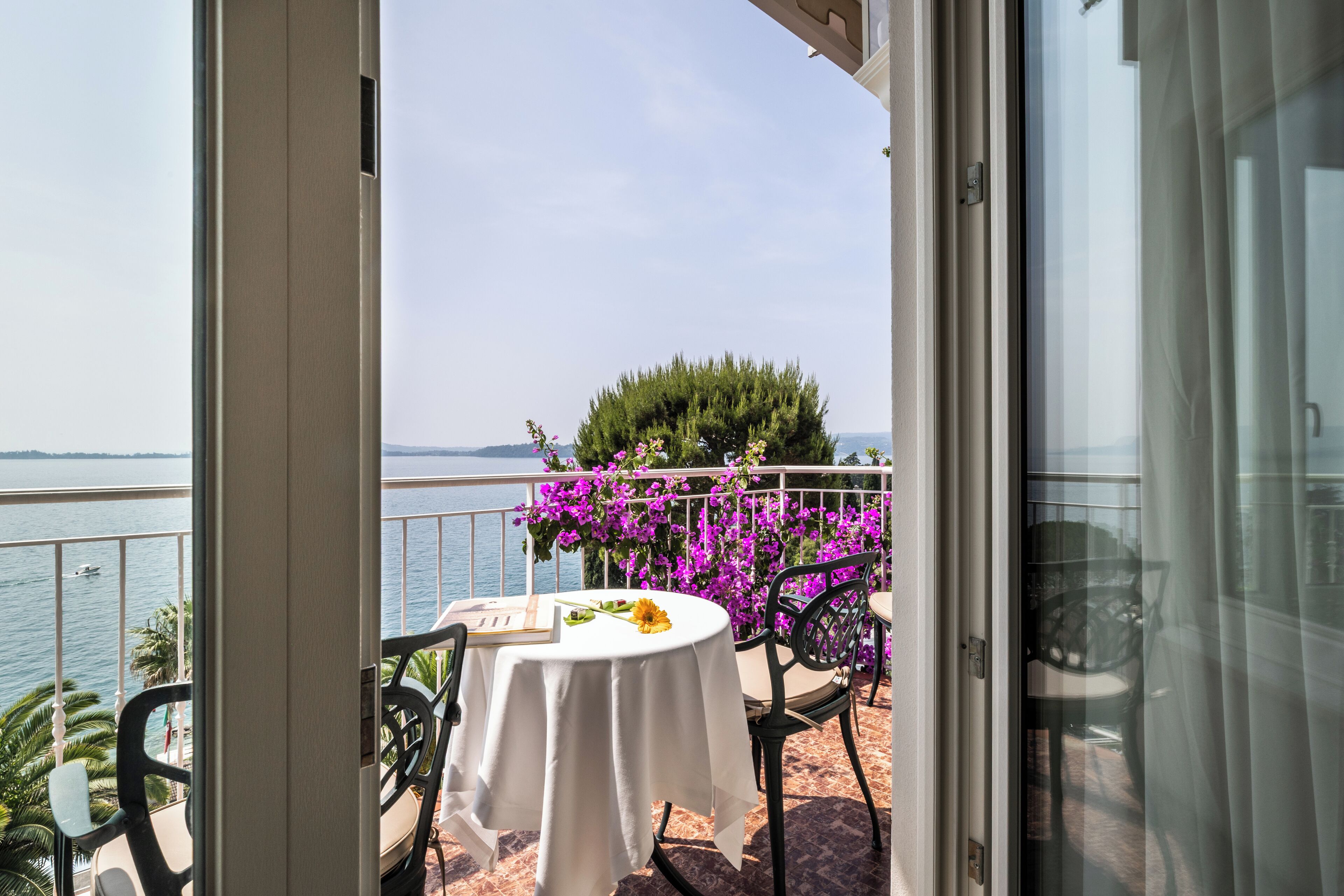 suite with balcony, lake view | balcony