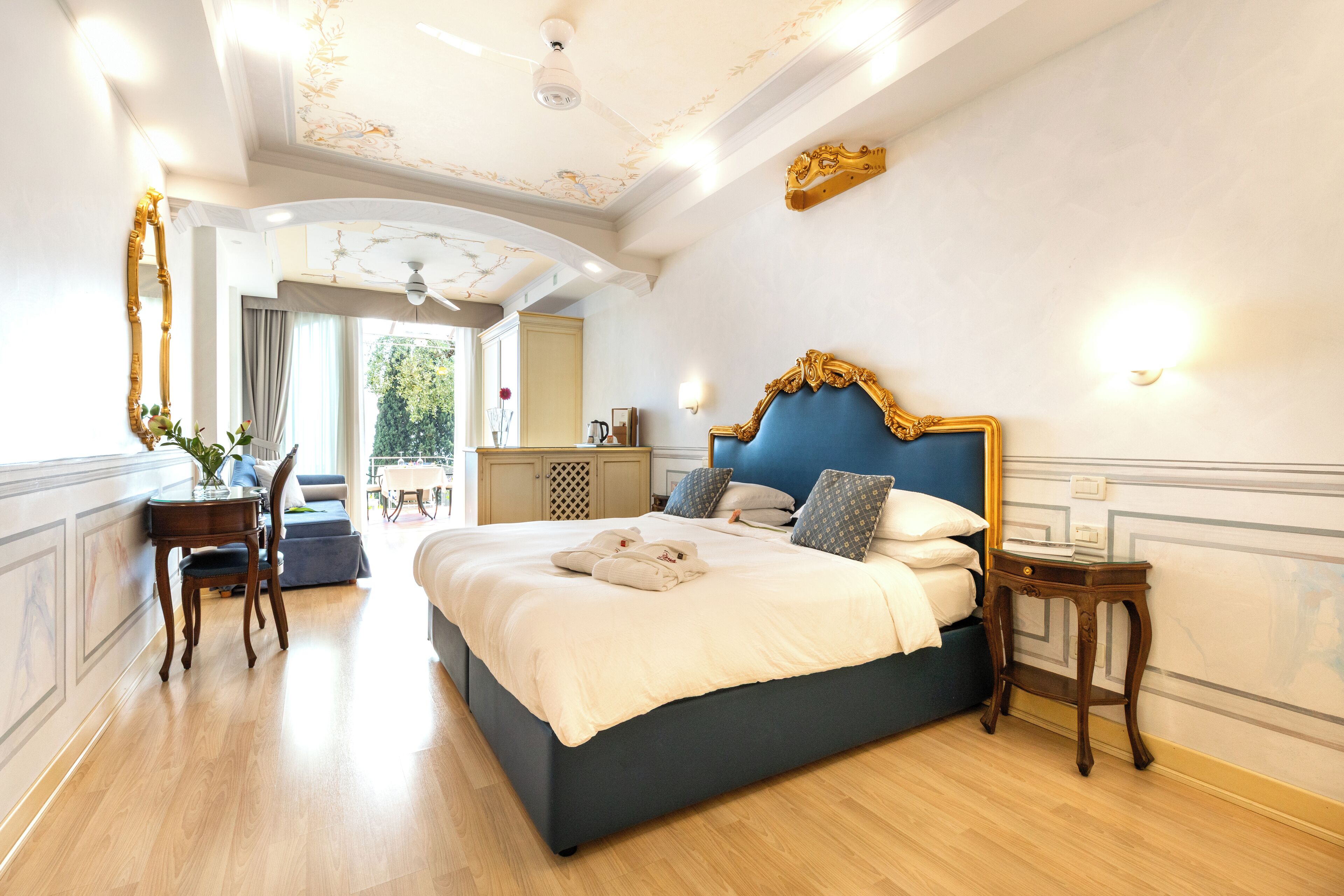 deluxe suite, terrace, lake view | 2 bedrooms, hypo-allergenic bedding, minibar, in-room safe