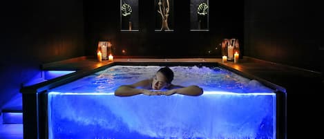 Couples treatment rooms, Turkish bath, body treatments