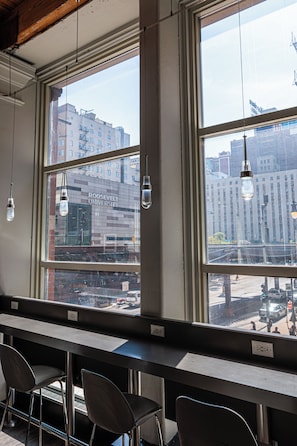 Vue sur la ville depuis l’hébergement