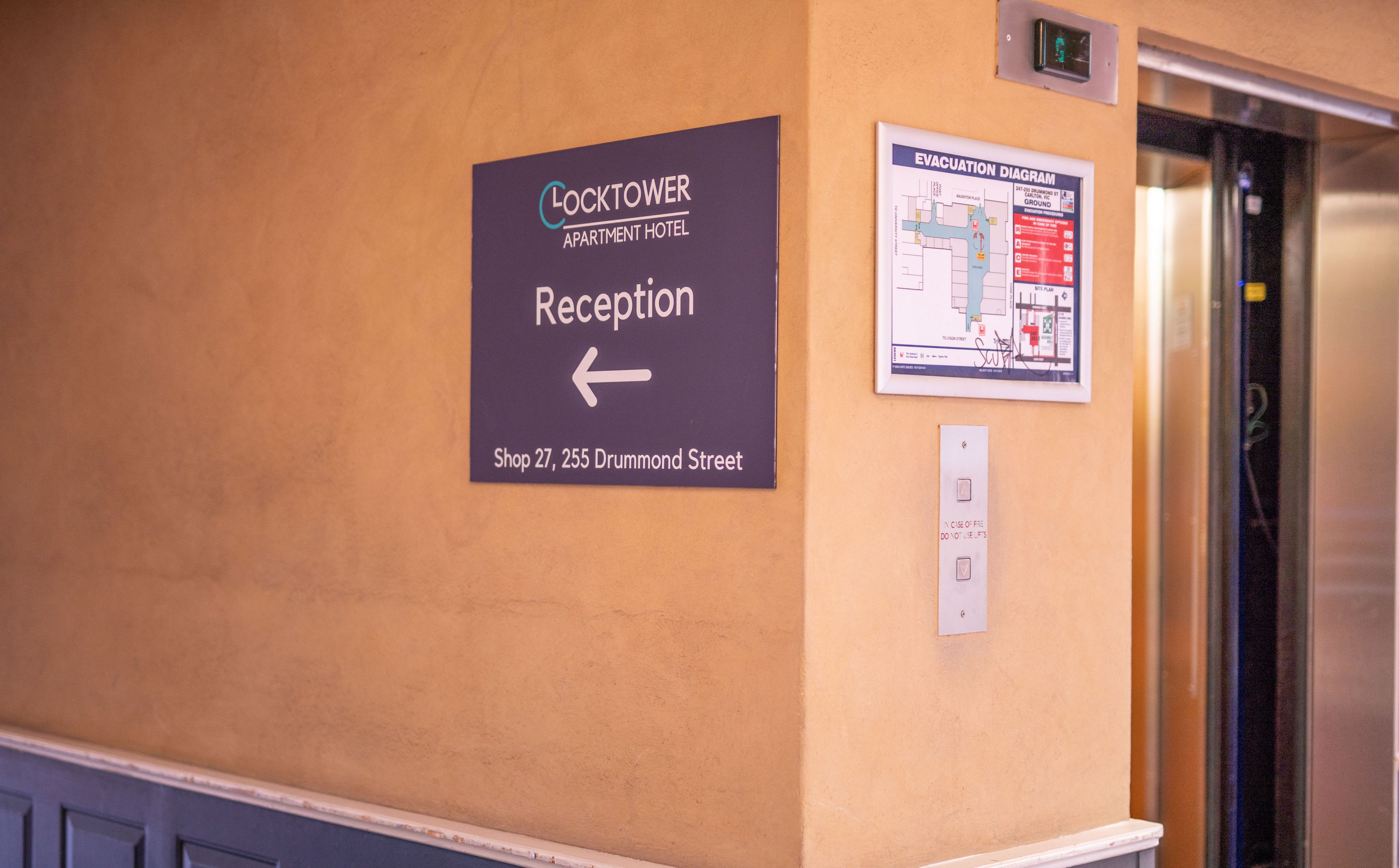 Foto - Clocktower Apartment Hotel