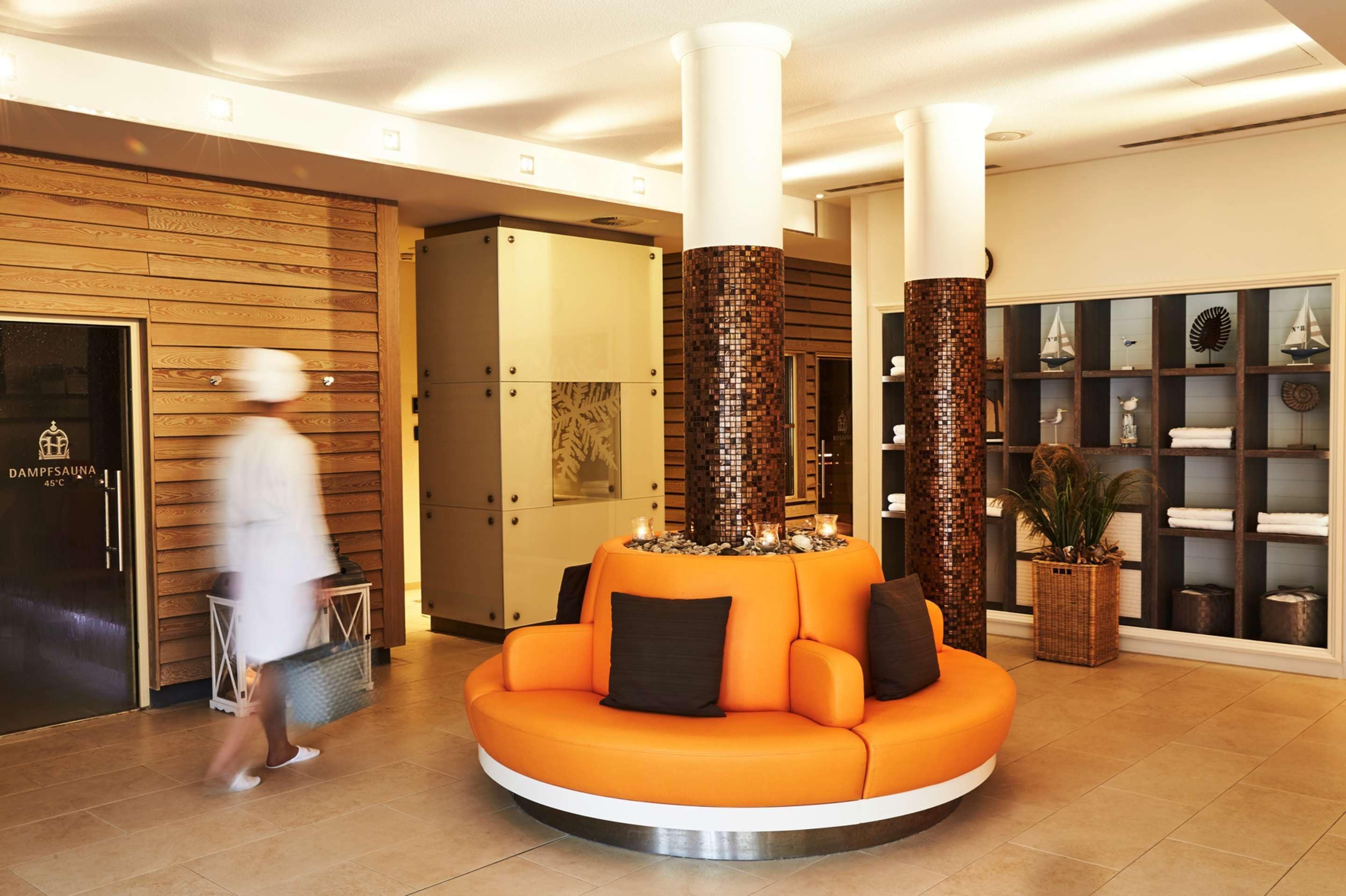 couples treatment room(s), sauna, hot tub, turkish bath/hammam