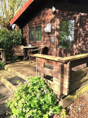 Standard Chalet, Ensuite | Exterior - Robeanne House (York)