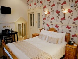 Standard Double Room, Ensuite