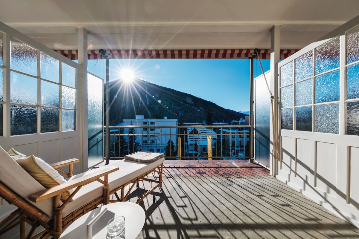 Chambre Simple Supérieure, balcon | Literie de qualité supérieure, couette en duvet d'oie, surmatelas