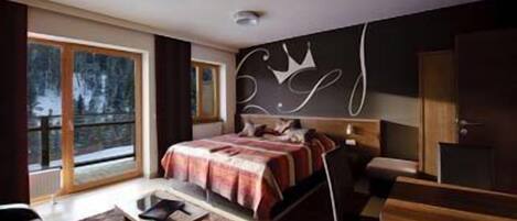 Departamento Grand | Ropa de cama de alta calidad y caja de seguridad en la habitación