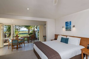 Studio Superior Beachfront | In-room safe, desk, iron/ironing board, free WiFi - Taipa Beach Resort (Taipa)