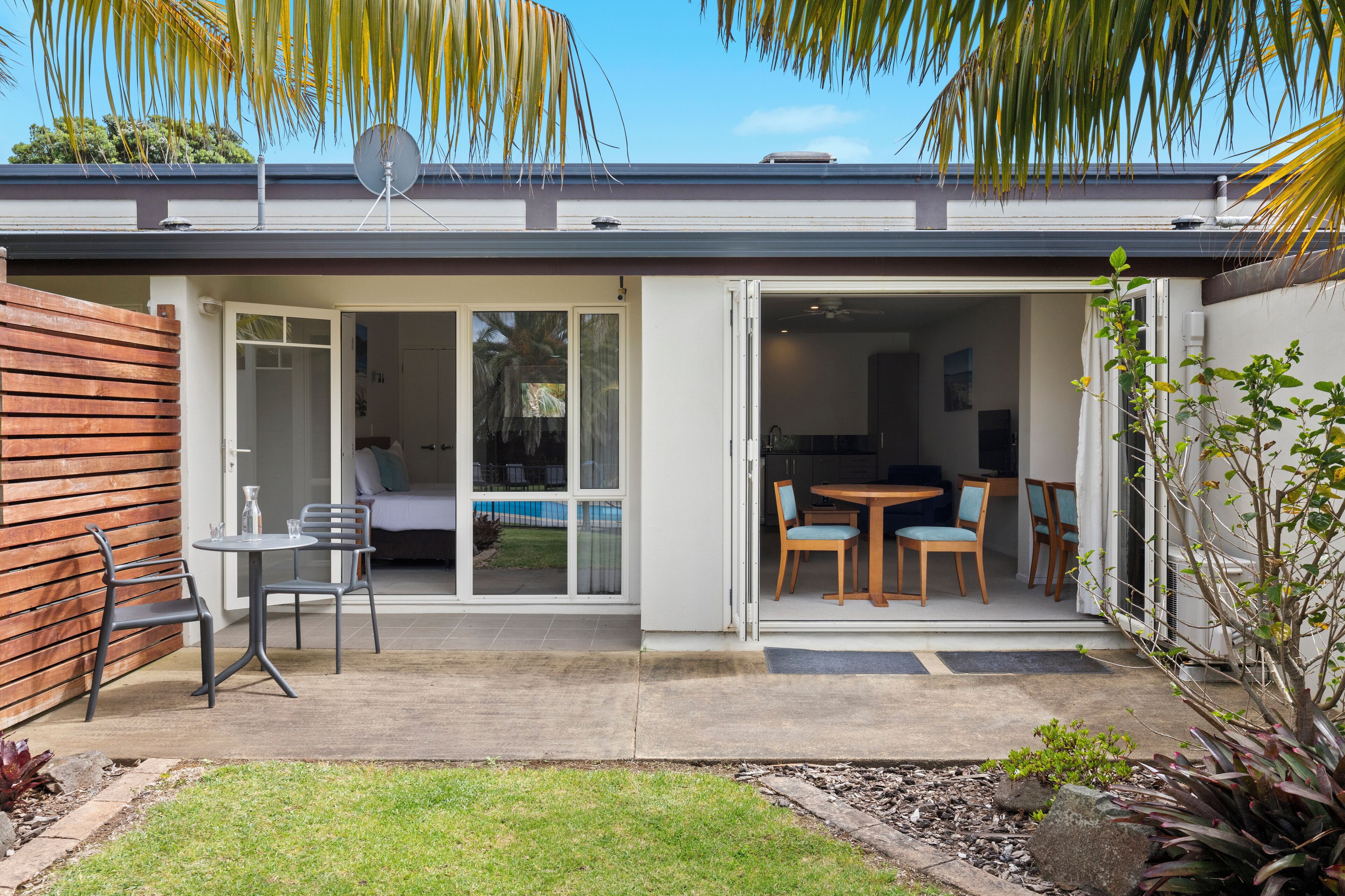 In-room safe, desk, iron/ironing board, free WiFi