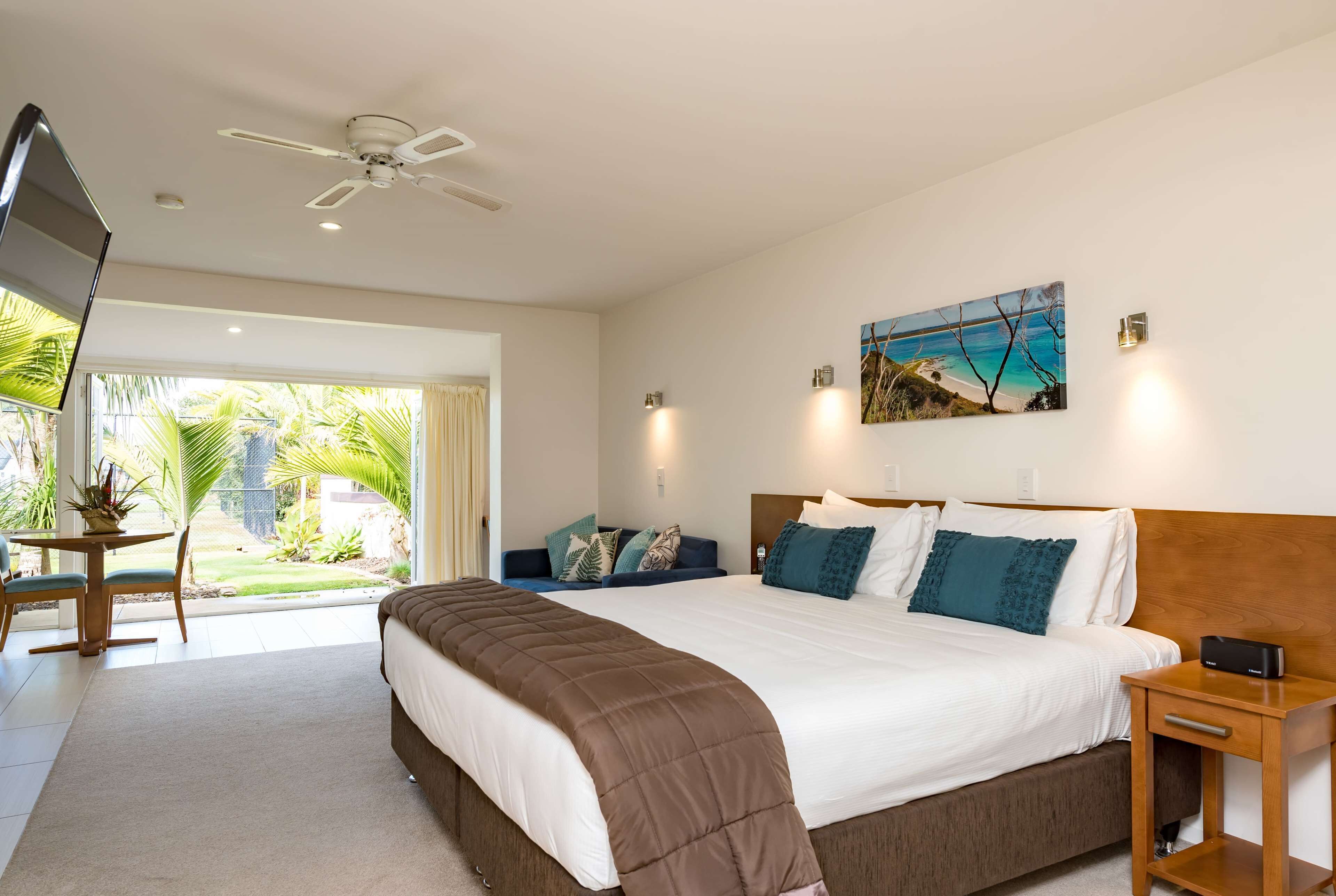 In-room safe, desk, iron/ironing board, free WiFi